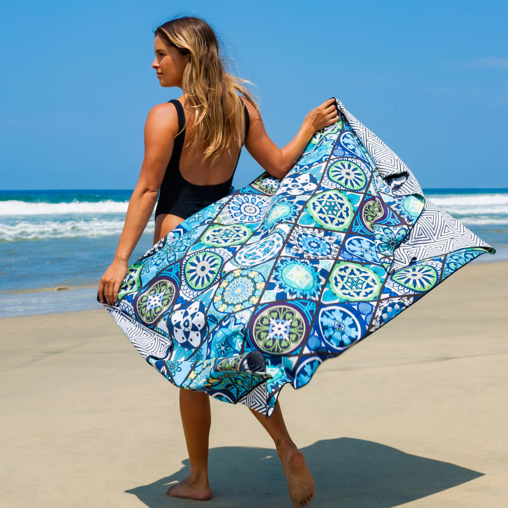 Elite Trend Quick Dry Towel Front Design - two-sided style for beach outfits
