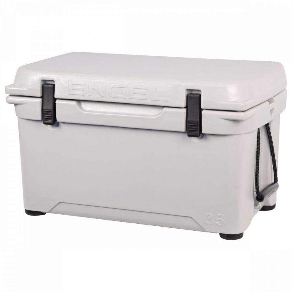 Engel ENG25 with ergonomic handles ready for portable camping transport.