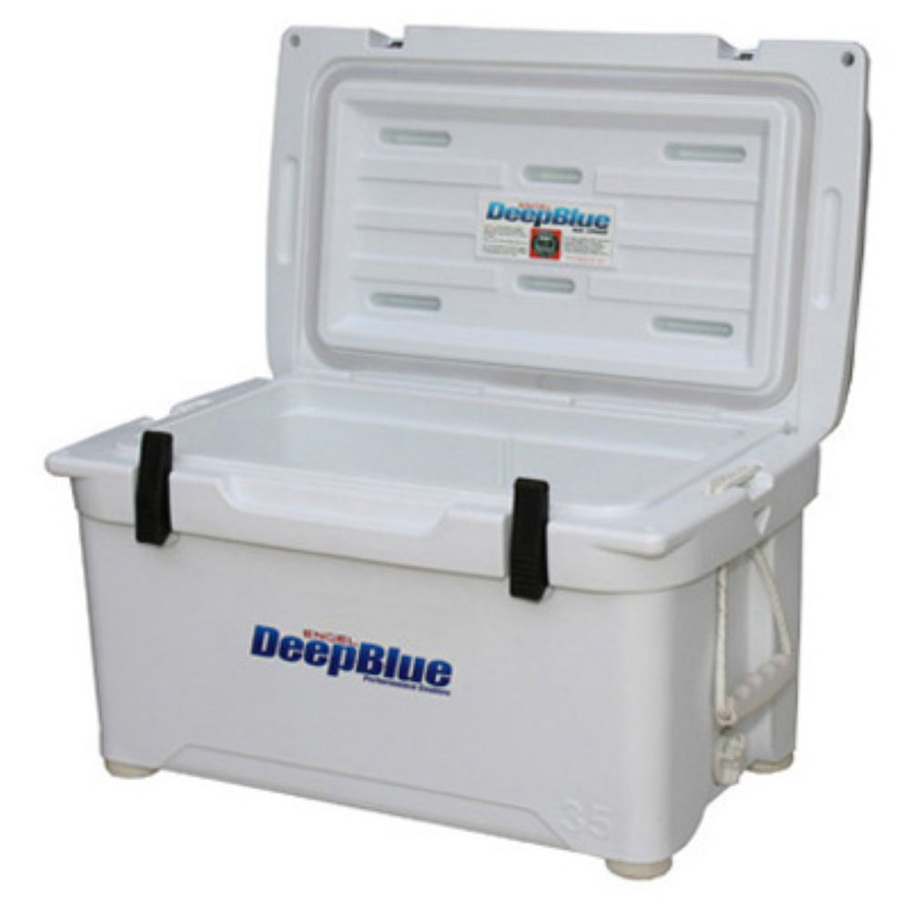 Engel ENG35 cooler camping scene, keeps drinks and snacks cold during outdoor adventures