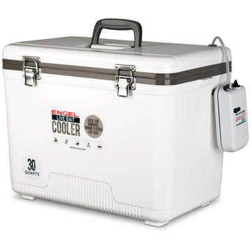 ENGEL ENGLBC30-N 30qt live bait cooler with aerator keeps minnows lively for hours.