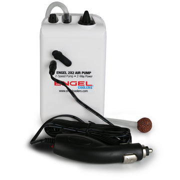 Shoulder strap allows easy carrying of the bait bucket.