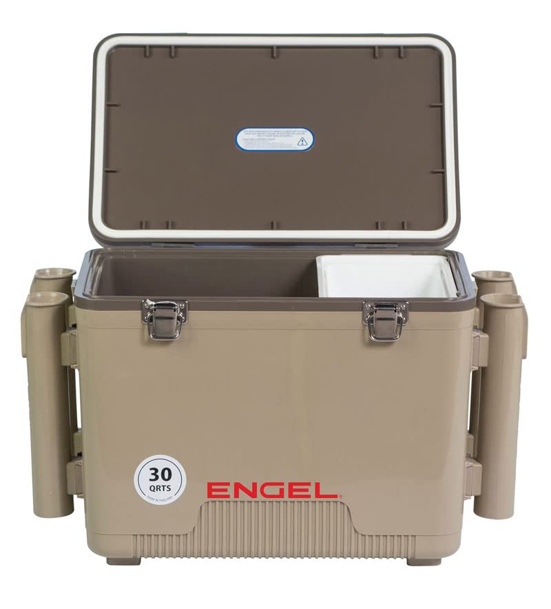 Engel UC30 tough insulation blocks heat for long outings