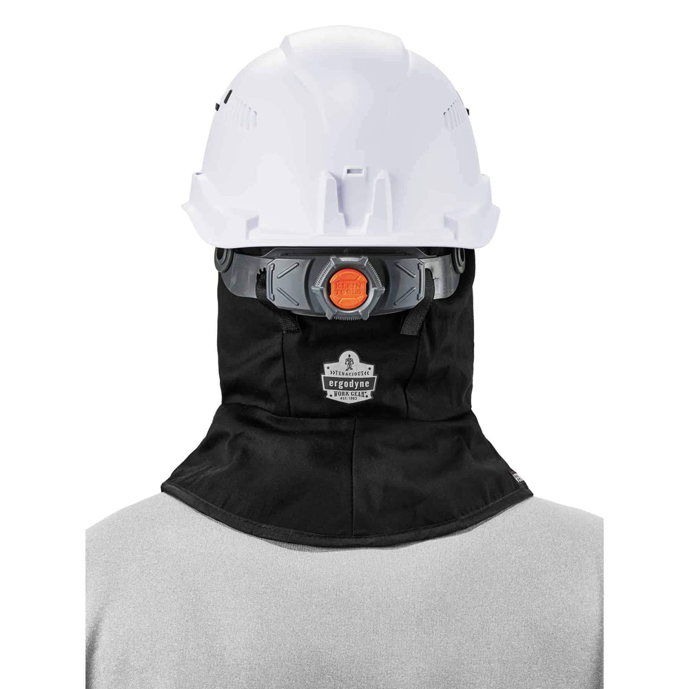 Versatile workwear for construction, freight, drilling, and warehousing in winter.