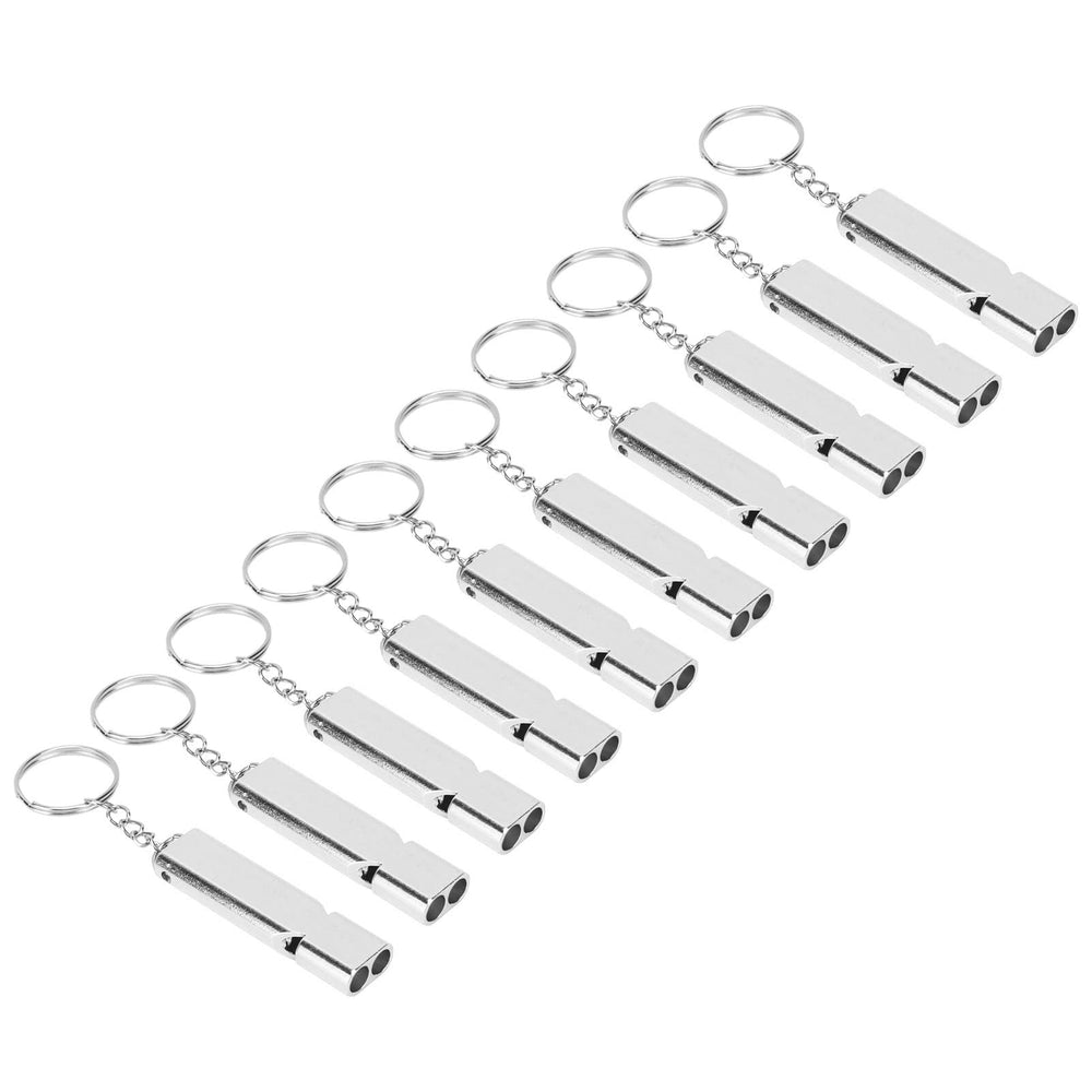 ERYUE emergency whistle outdoor-use scenario showcases reliable signaling in emergencies.