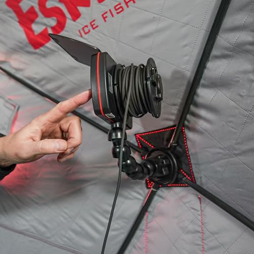Eskimo E-Hub 14-20 mount stud fits most cameras for quick setup.