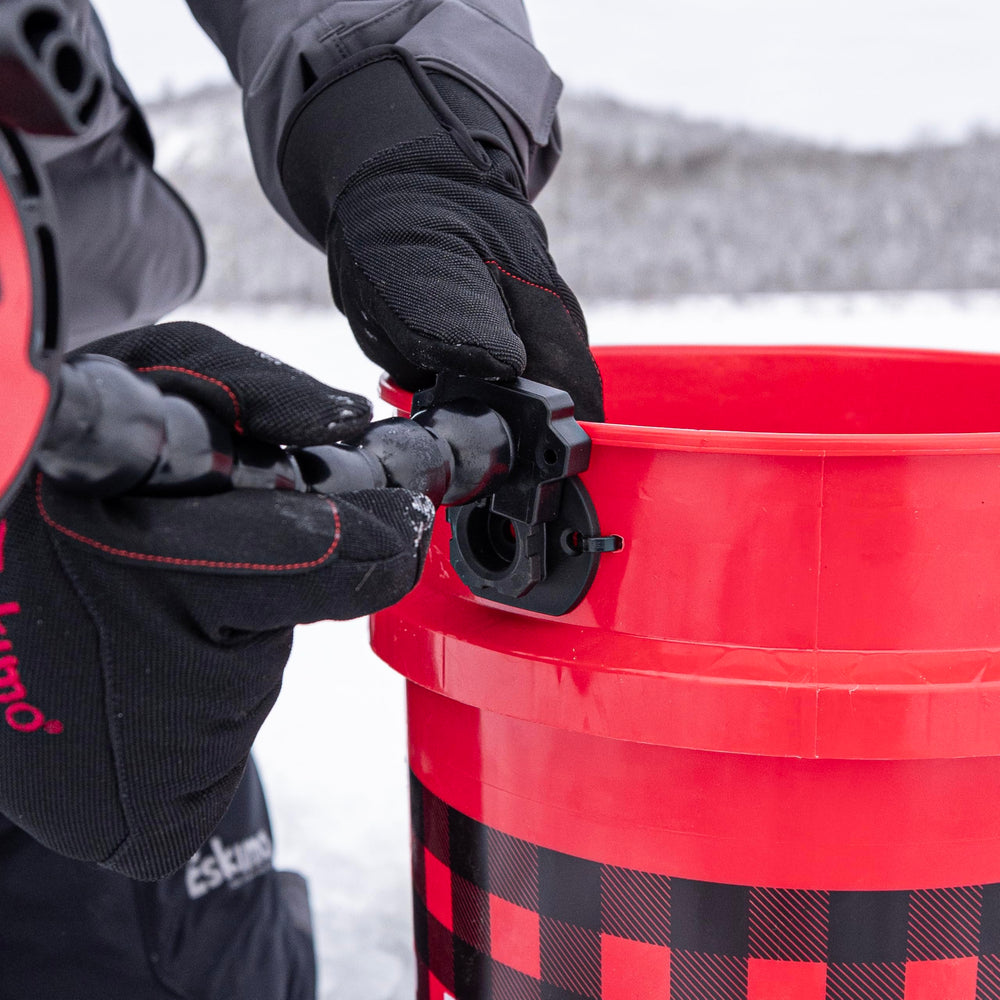 Eskimo E-Hub bucket base locking clip keeps accessories secure