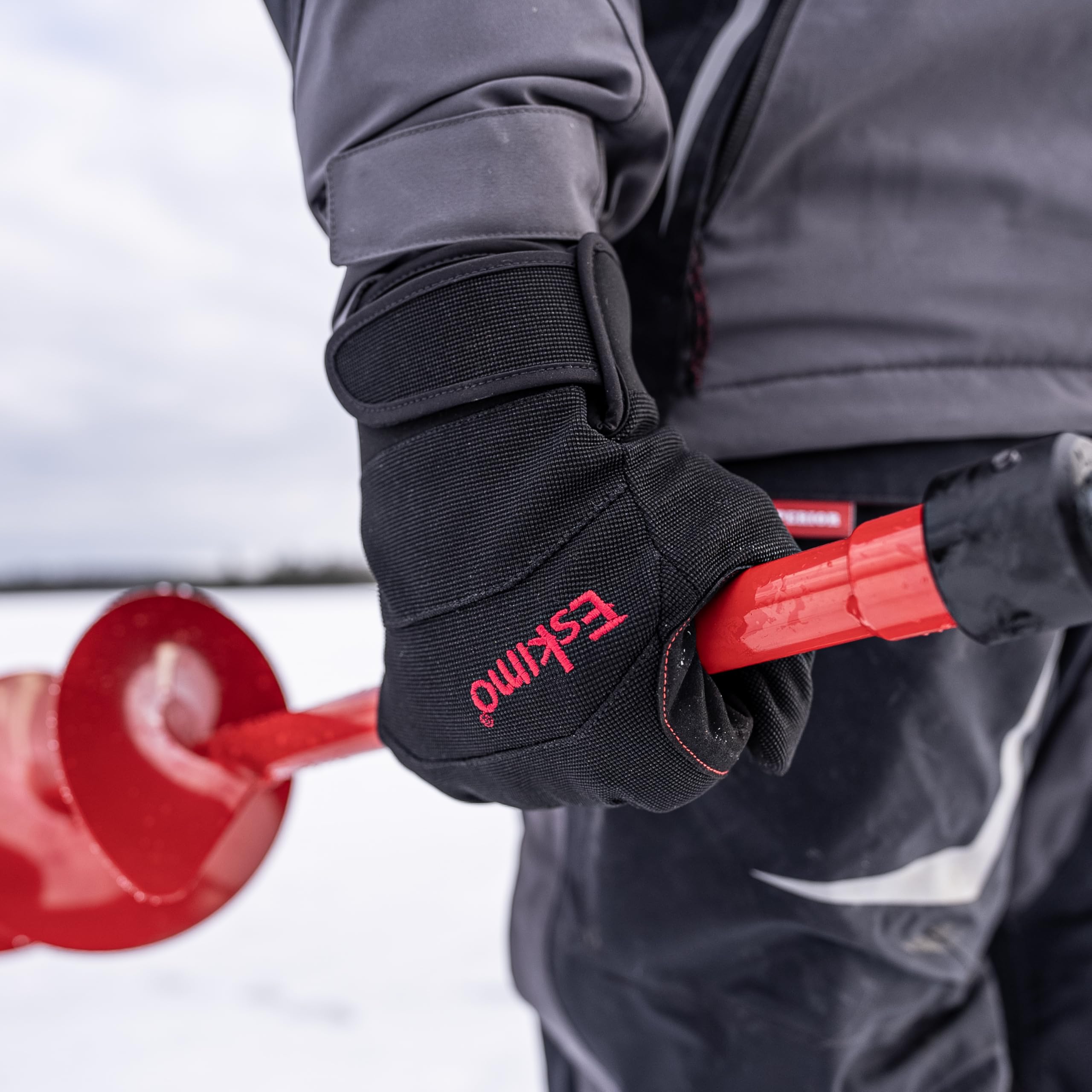 Eskimo Hole Hopper Glove palm insulation aids dexterity in cold tasks.
