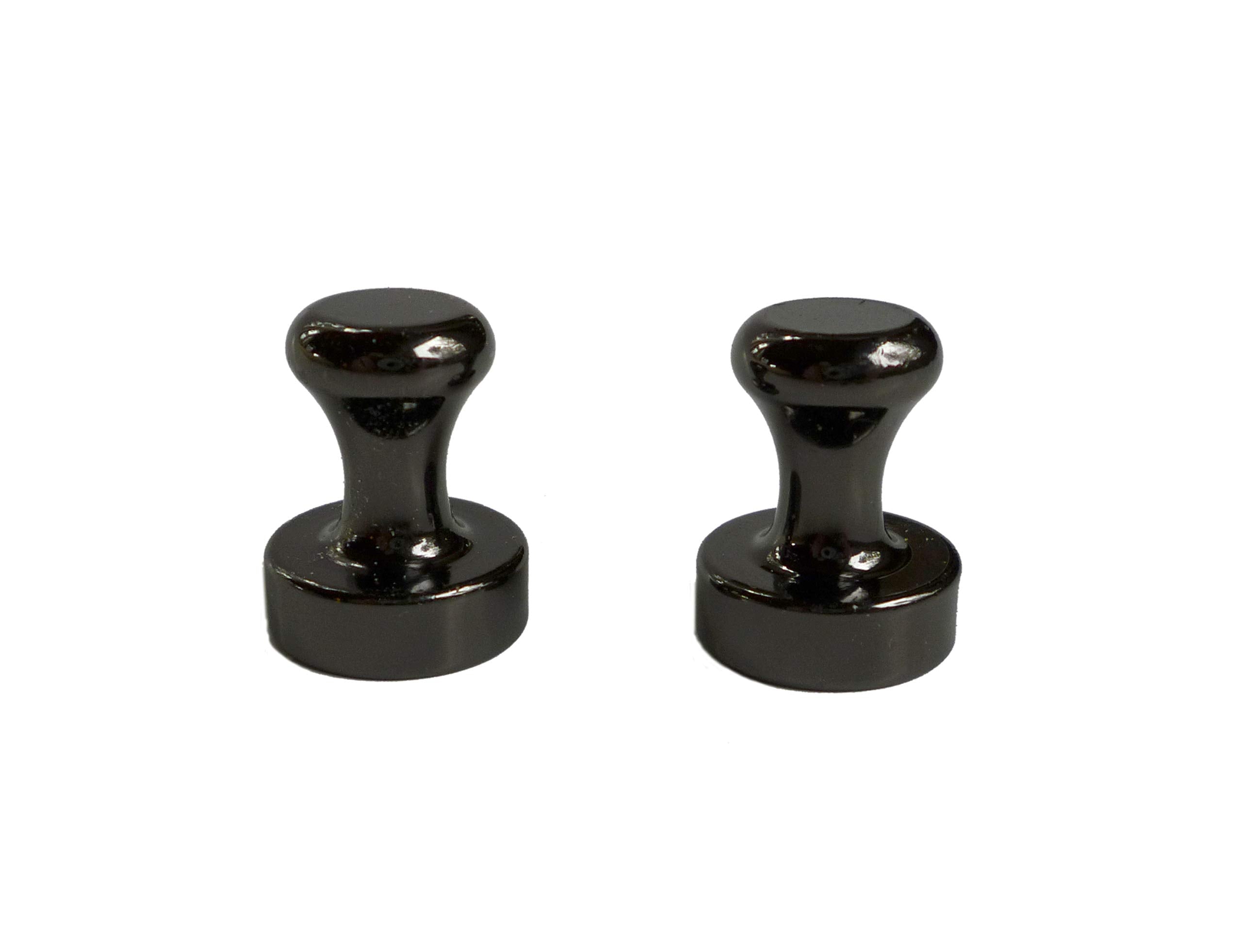 ETRE Sports fly tying magnets two-piece set helps manage bulky materials on the bench