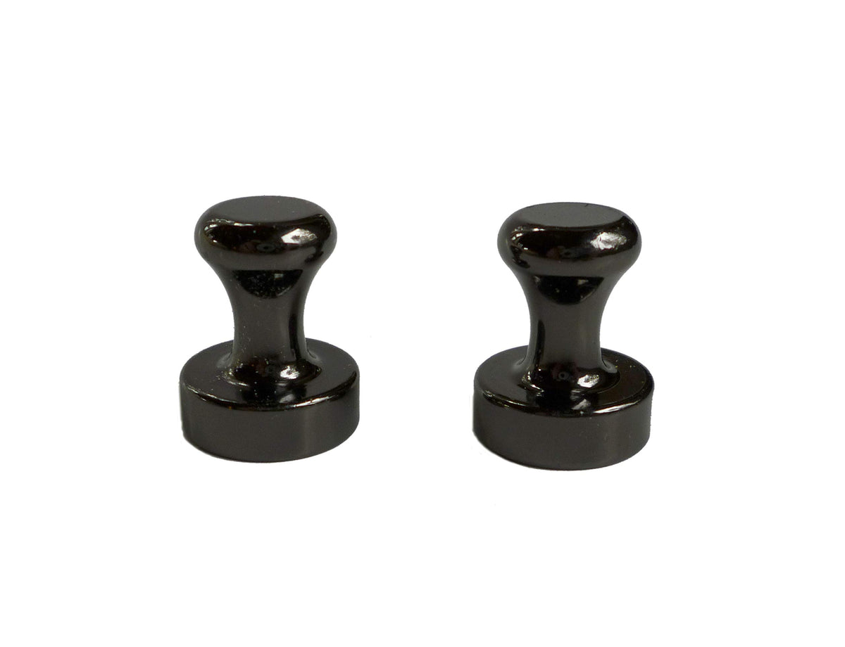 ETRE Sports fly tying magnets two-piece set helps manage bulky materials on the bench