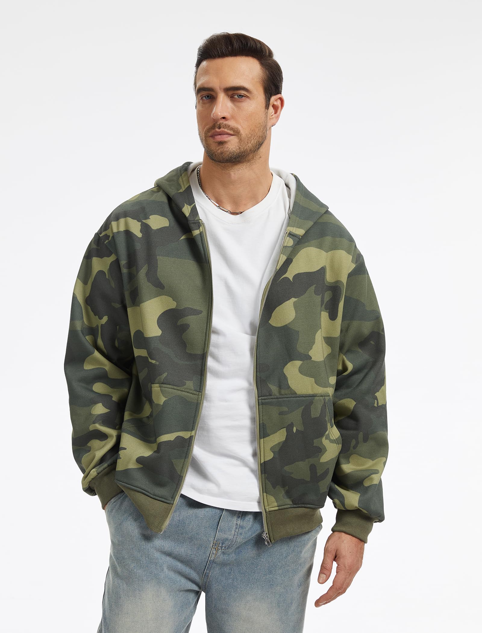 Eutten camo hoodie zipper detail highlights functional, streamlined full-zip design.