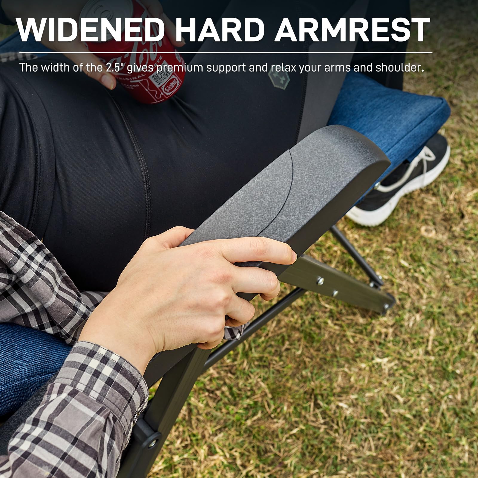 EVER ADVANCED portable camping chair with carry bag for easy transport.