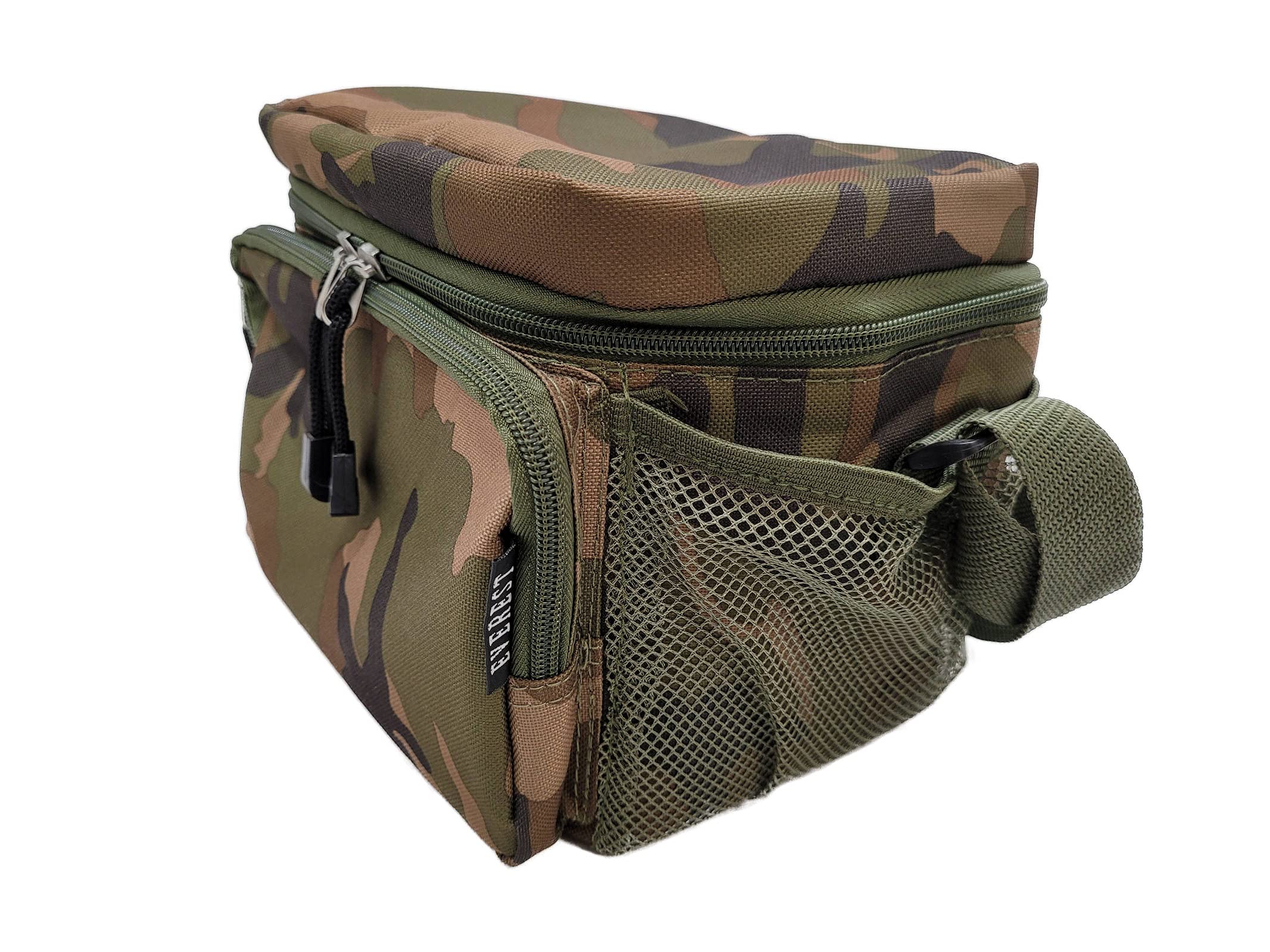 Everest Woodland Camo bag capacity of 4.9 L for lunches and snacks