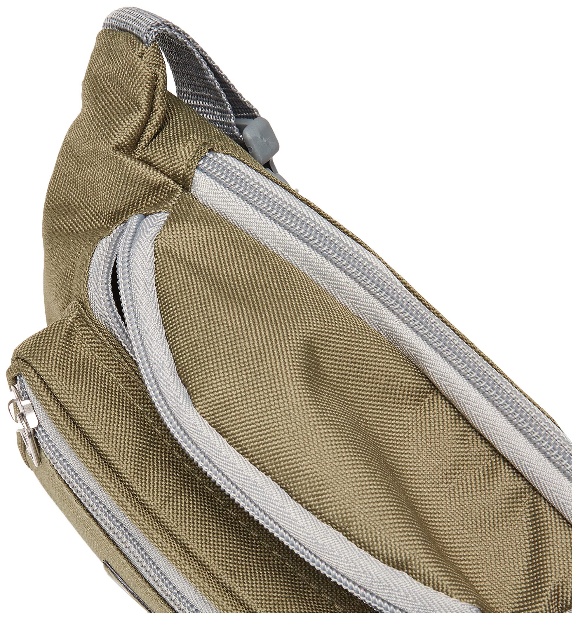 Everest Signature Waist Pack olive strap detail highlighting comfortable wear