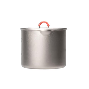 Evernew titanium mug pot folding handle close-up for compact storage