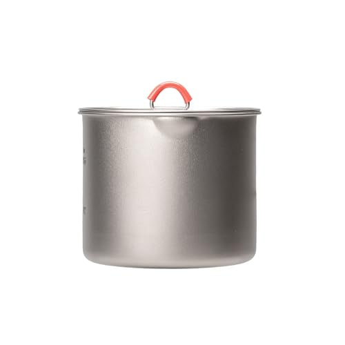 Evernew titanium mug pot folding handle close-up for compact storage