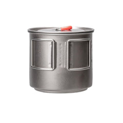 EVERNEW titanium mug bottom ridge aligns with DX stand for stability.