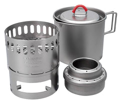 Evernew titanium mug pot shows a stable base for steady cooking on camp stoves.