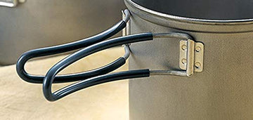 Evernew pot with formed edge for added durability on outdoor use