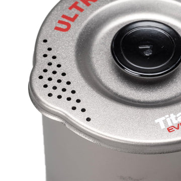 Evernew pot nests a 110 g gas cartridge for streamlined packing