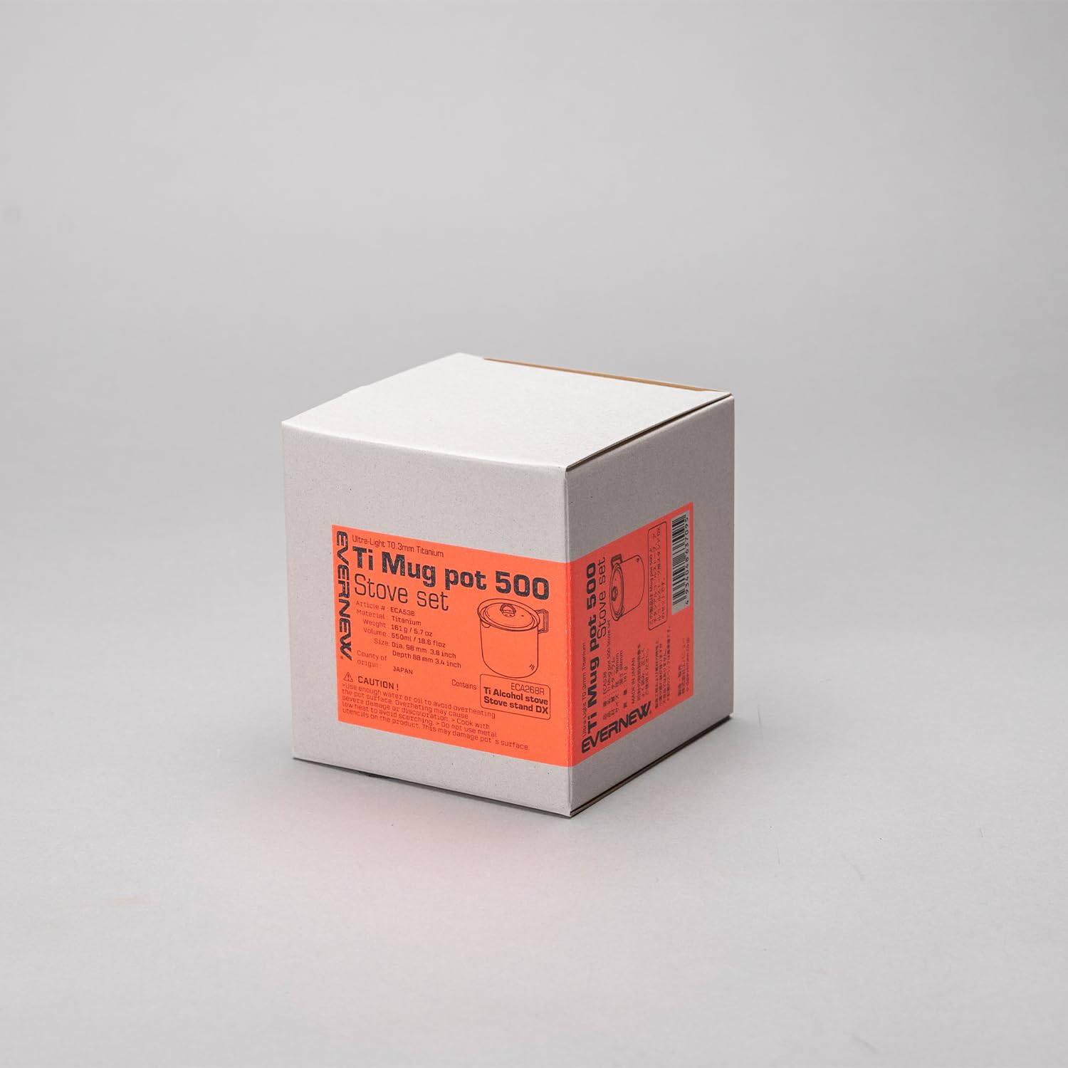 Evernew ultralight set weighs under 200 g for featherweight outings.