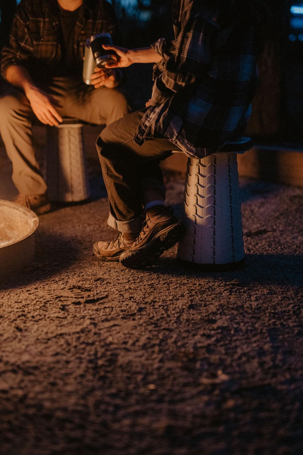 EverUncharted Nomad Seat built-in handle-strap for convenient transport