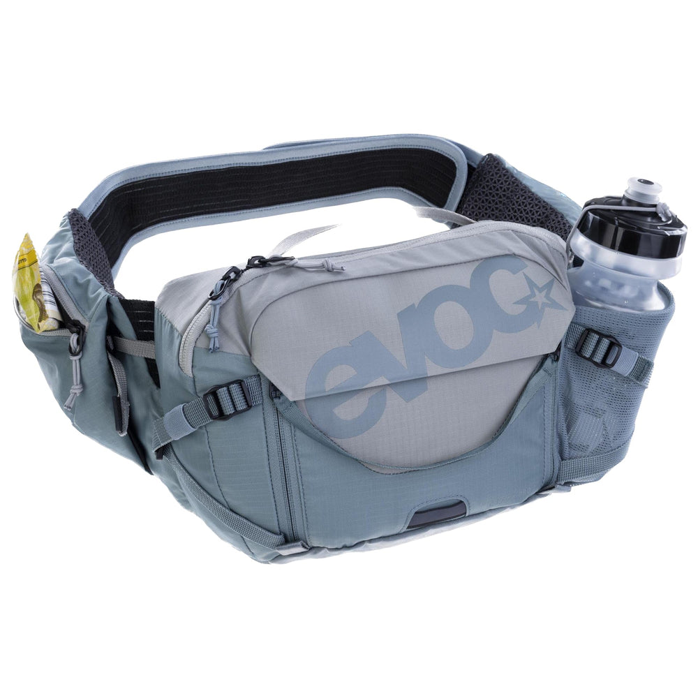 EVOC HIP PACK PRO 3 MESH back material provides breathable comfort on hot rides.