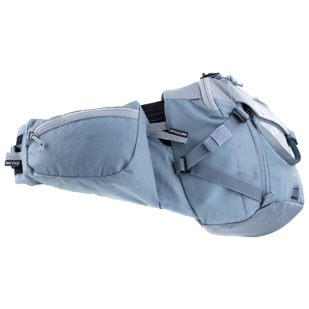 EVOC HIP PACK PRO 3 REAR LIGHT CLIP helps you stay visible after dark rides.