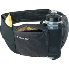 EVOC HIP POUCH PRO AIR PAD SYSTEM delivering ventilation during cycling