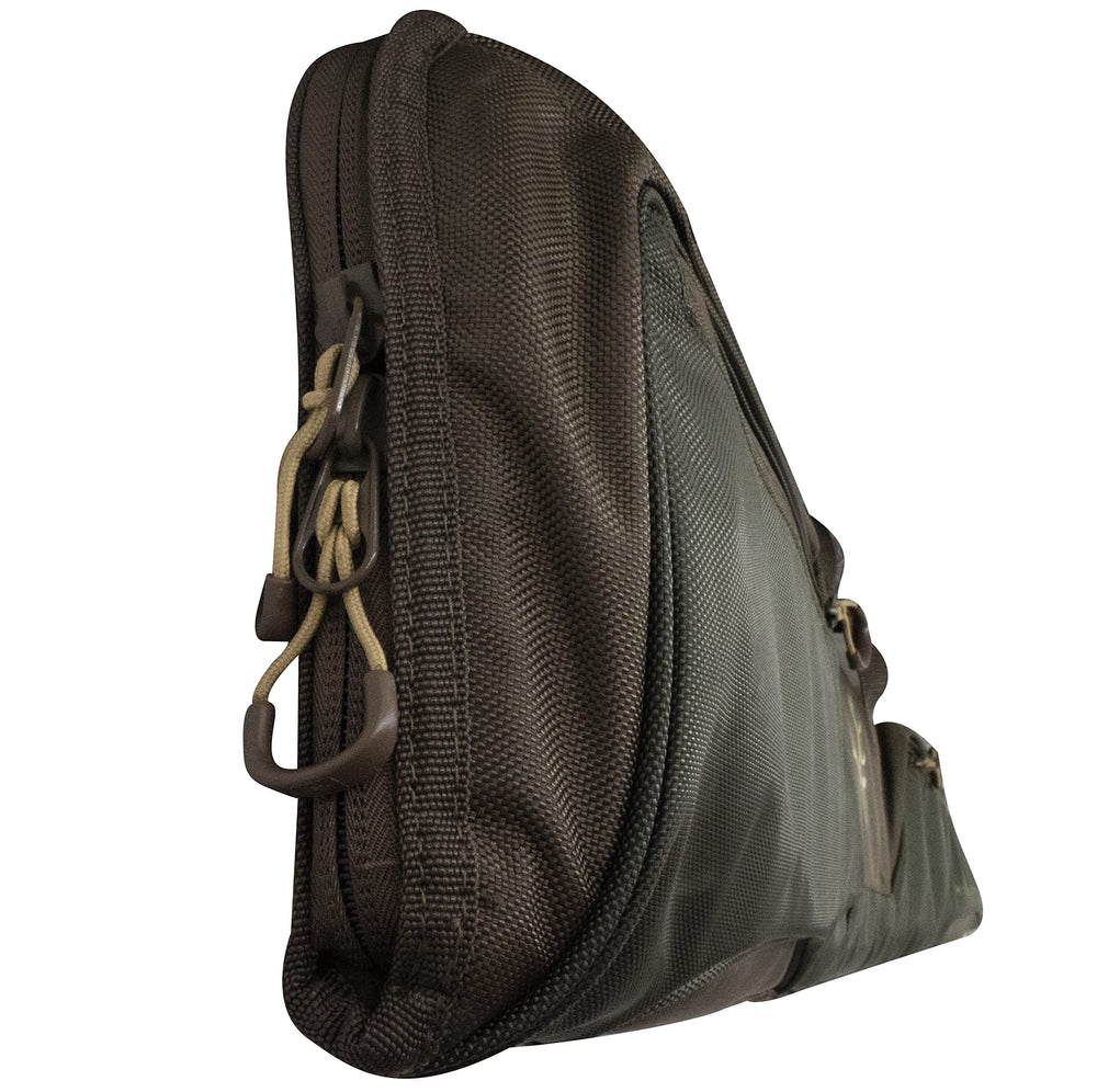 Evolution Outdoor Hill Country II green-walnut color with embroidered logo for a refined look.