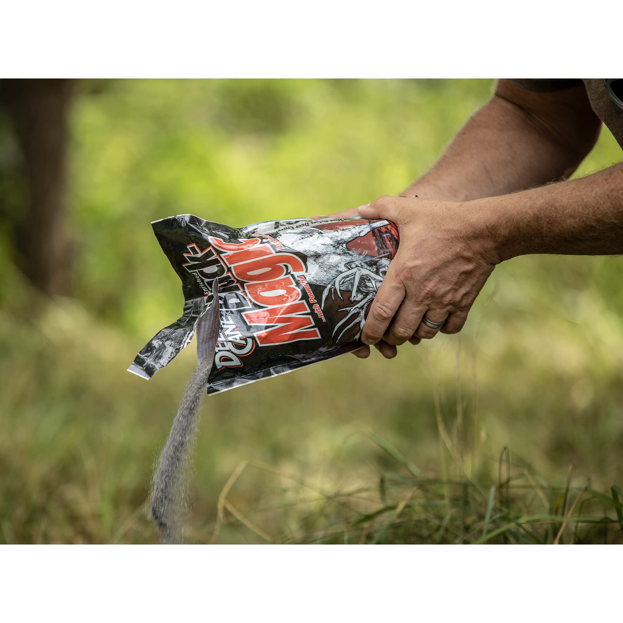 Site setup with Deer Cane Black Magic demonstrates quick mineral site establishment