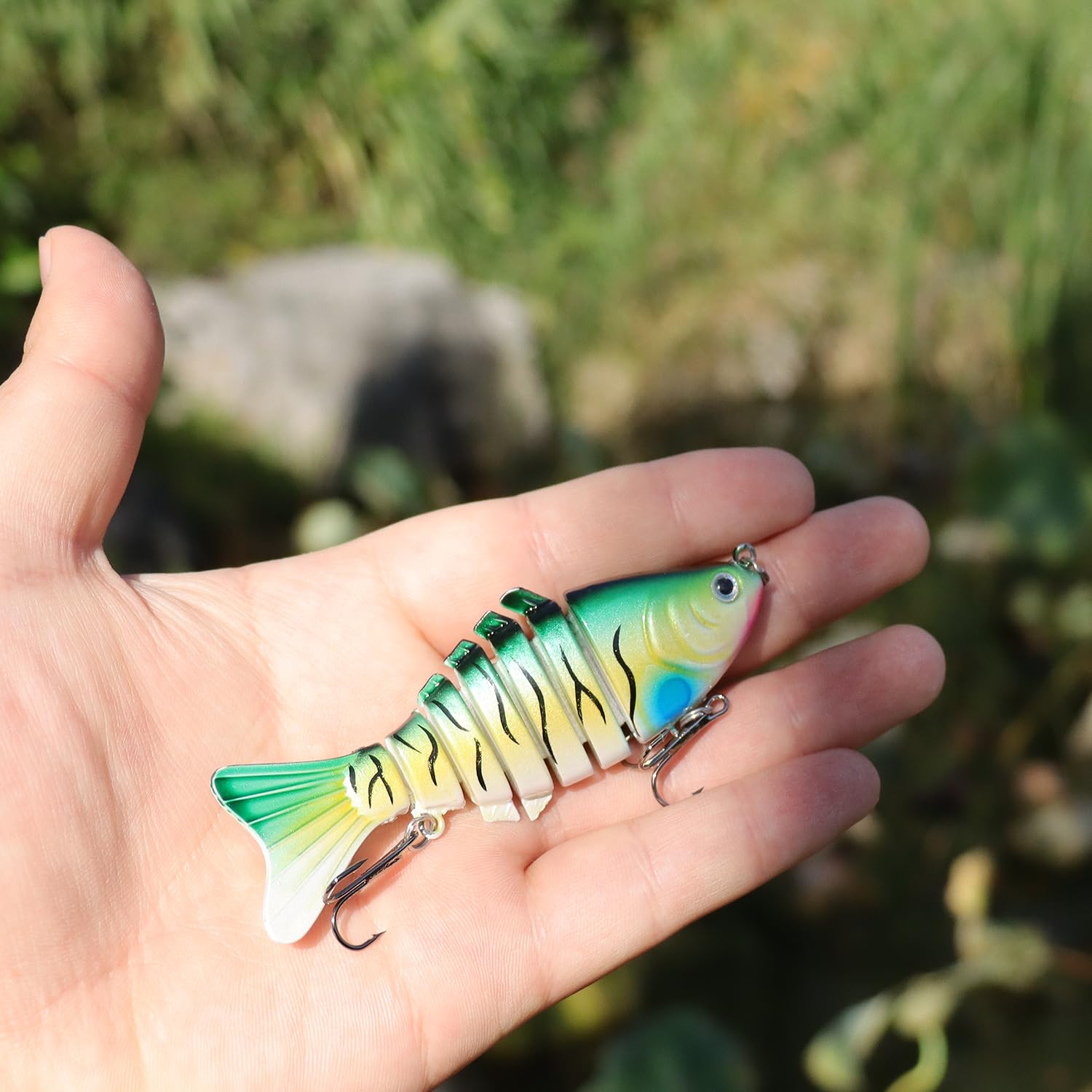 Flexible fishtail design enabling fast lifelike movement