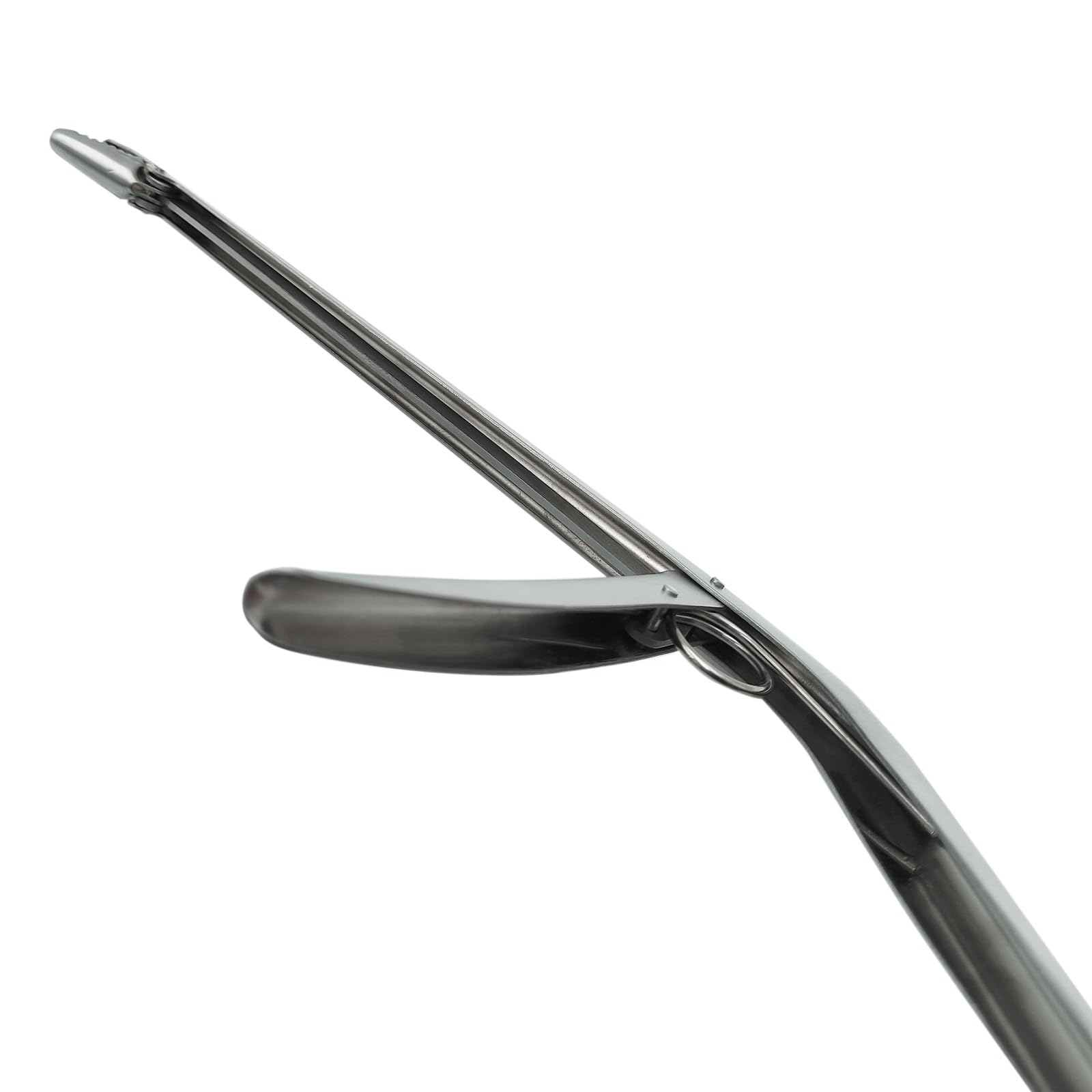 Hook remover extending reach to retrieve a snagged lure