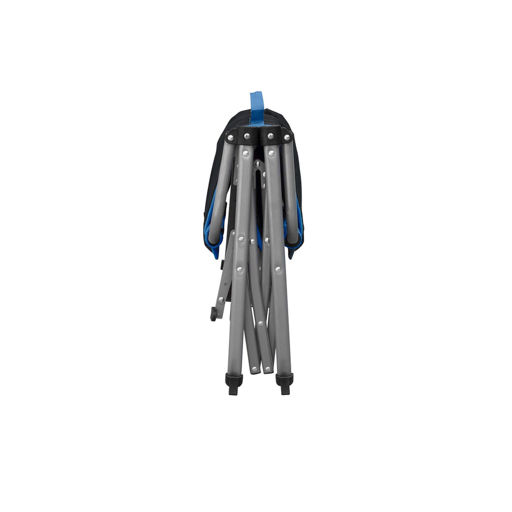 E-Z UP Commander chair includes protective carry bag for easy transport.