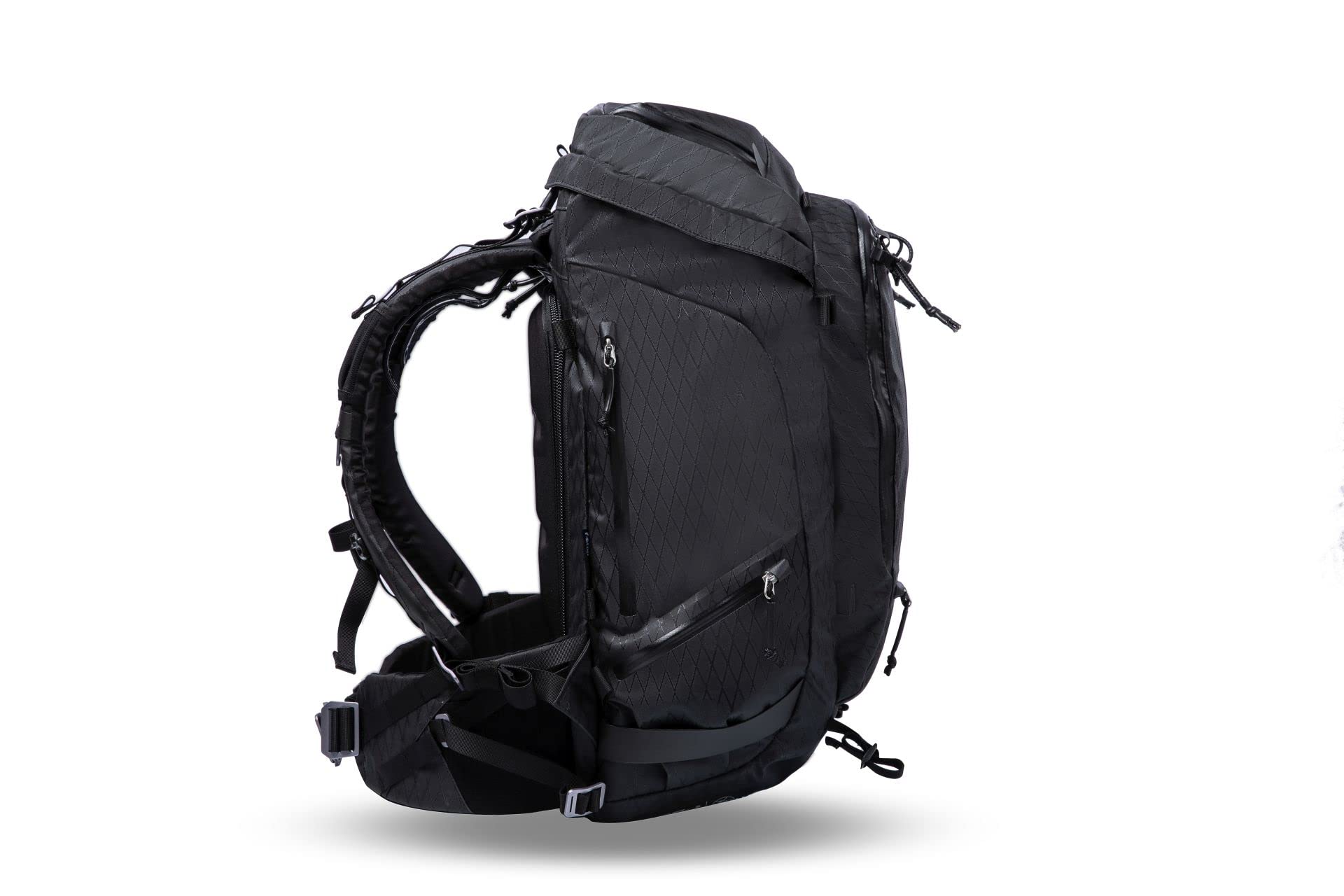f-stop Tilopa shoulder straps detail for comfortable all-day carrying