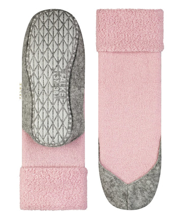 FALKE Cosyshoe german-made-quality reflects craft and premium materials.