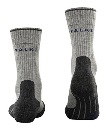 Falke TK2 Explore packaging image highlights eco-friendly packaging approach.
