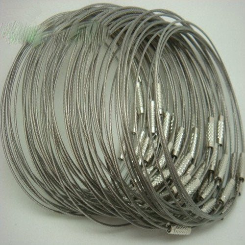 FamilyMall 15 cm unscrewed cable length for compact key organization.