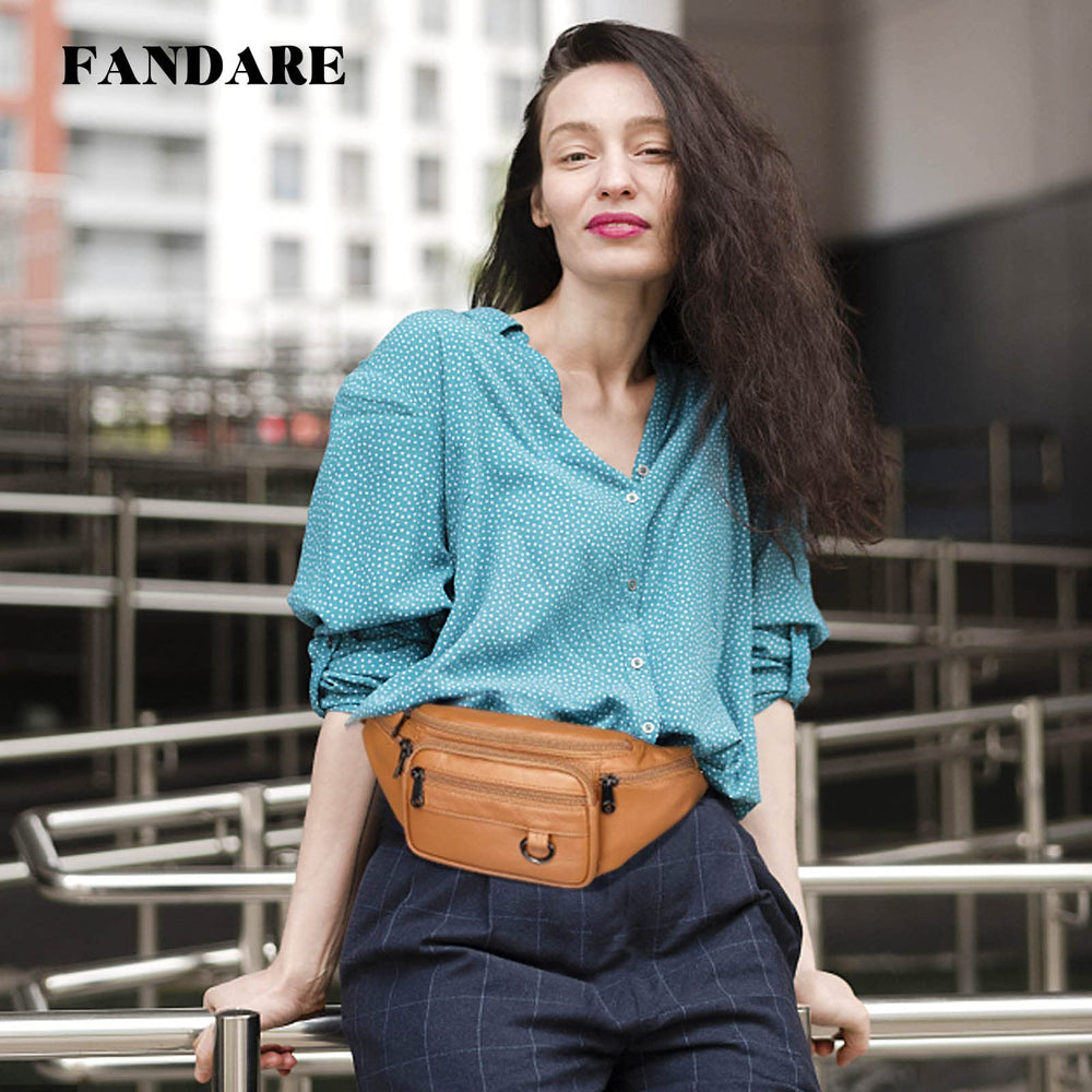 FANDARE brown leather compact design pairs with casual or business looks.