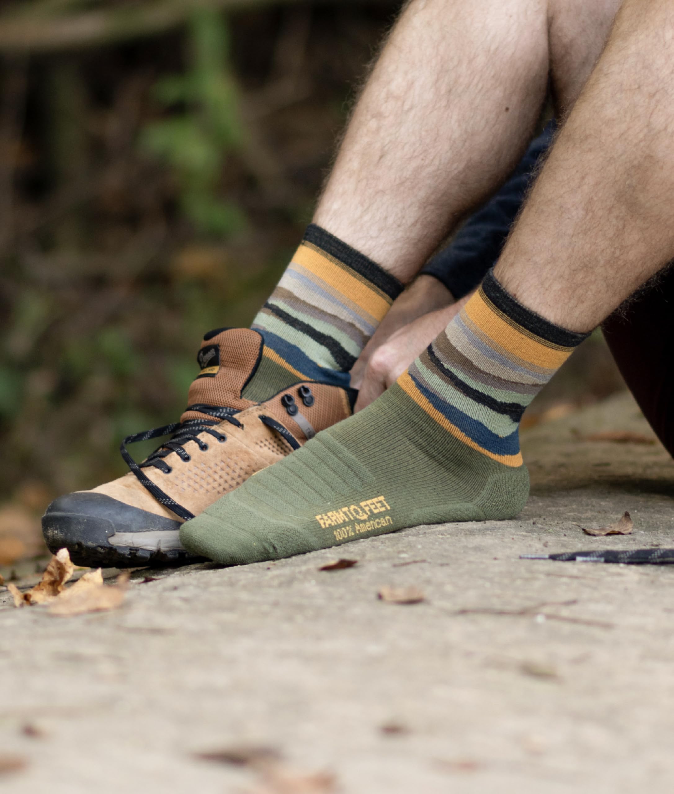 Max Patch 3/4 crew in charcoal on foot showing cushioned comfort for hiking
