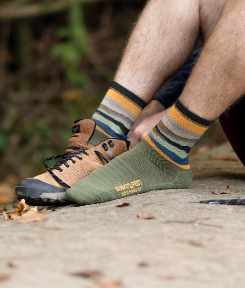 Max Patch 3/4 crew in charcoal on foot showing cushioned comfort for hiking