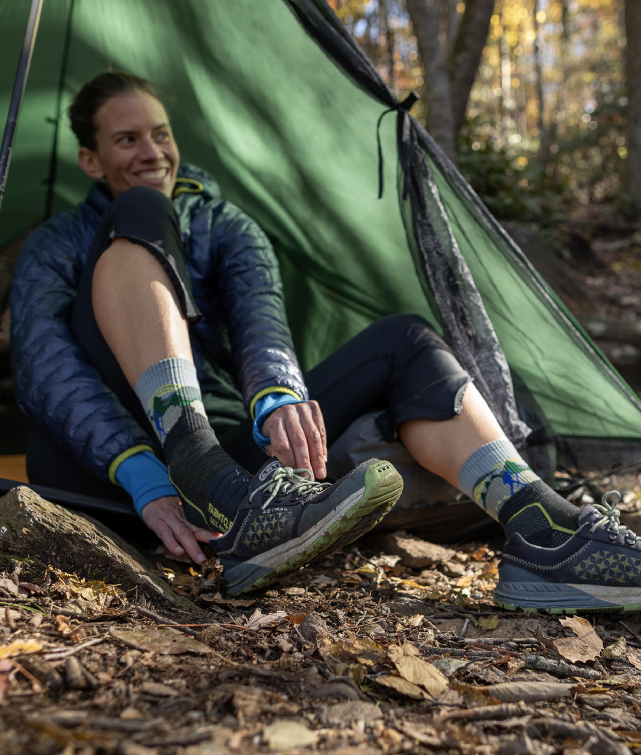 Farm to Feet Total Eclipse Blue Ridge Socks highlight 3/4 crew height and seamless toe design.