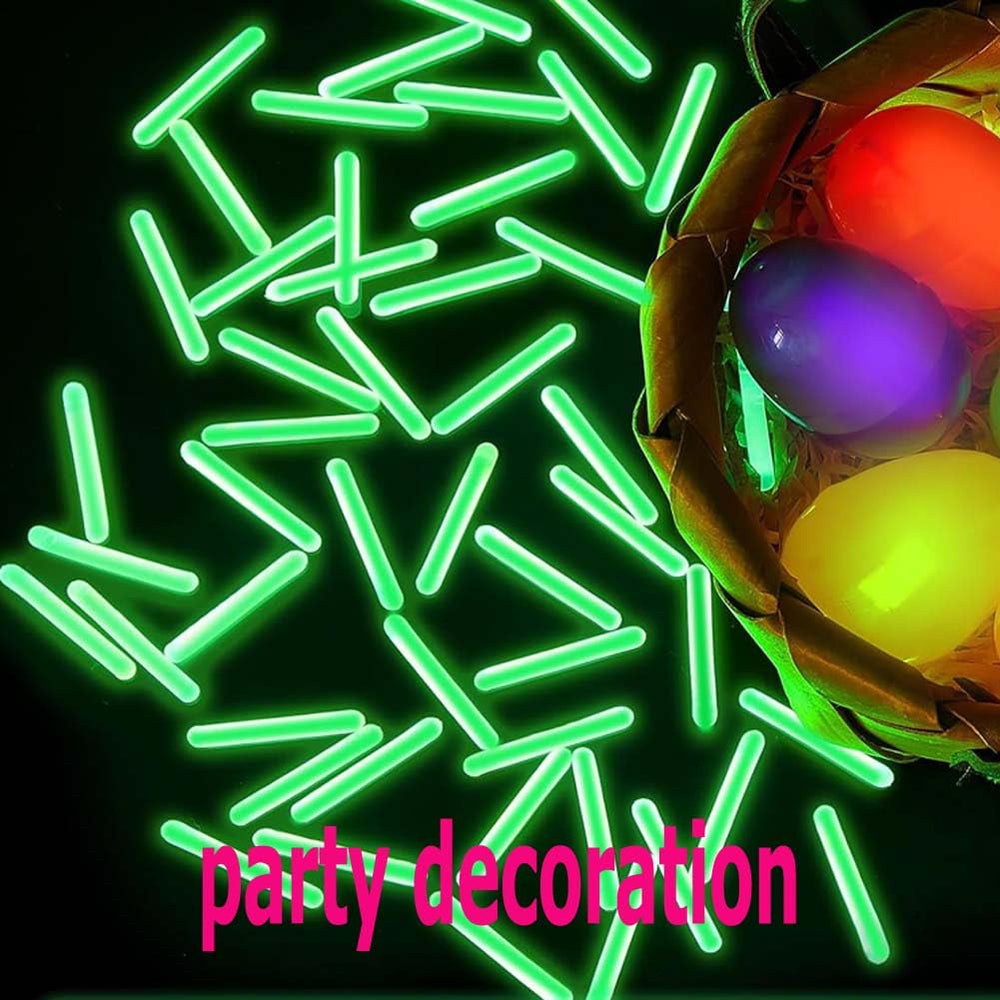 Packaging: 100 glow sticks and 4 attachments included