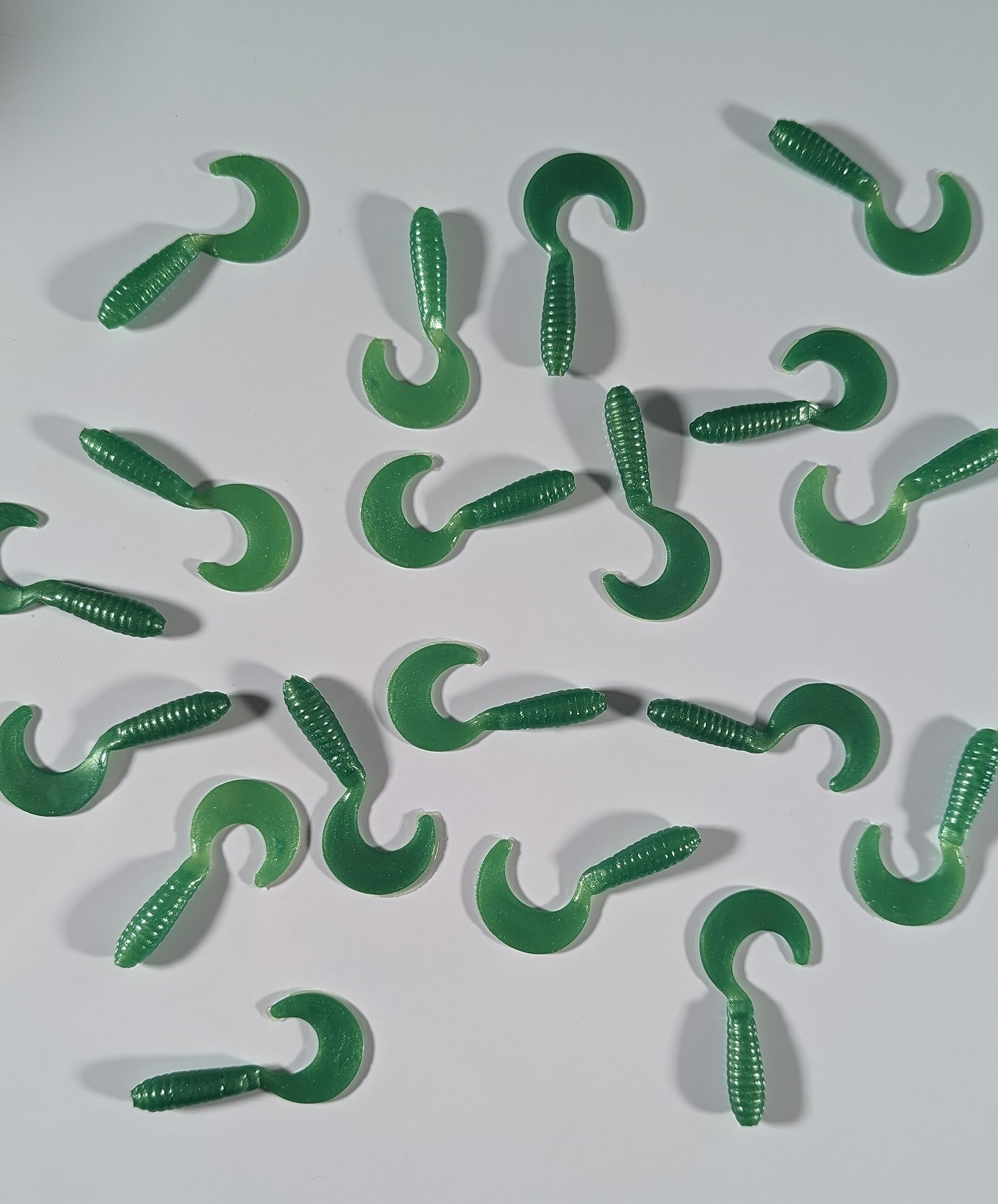 FastFish Megatail 3in Emerald Pearl lure side view, ideal for slow retrieves.