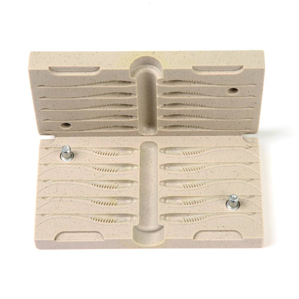 Internal air vents detail of FatFish F01-10C mold
