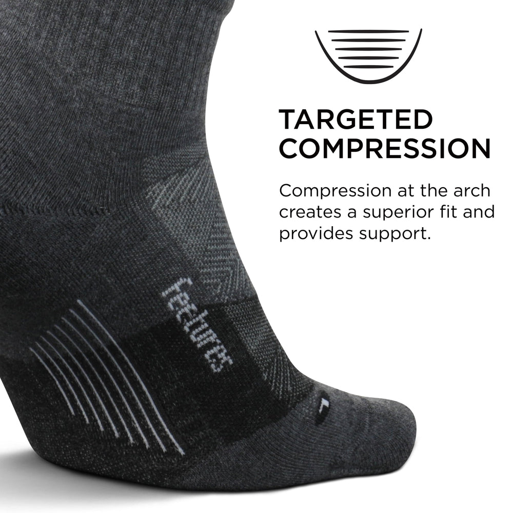 Feetures Trail Max Cushion mini quarter sock gray, anatomical fit for long hikes.