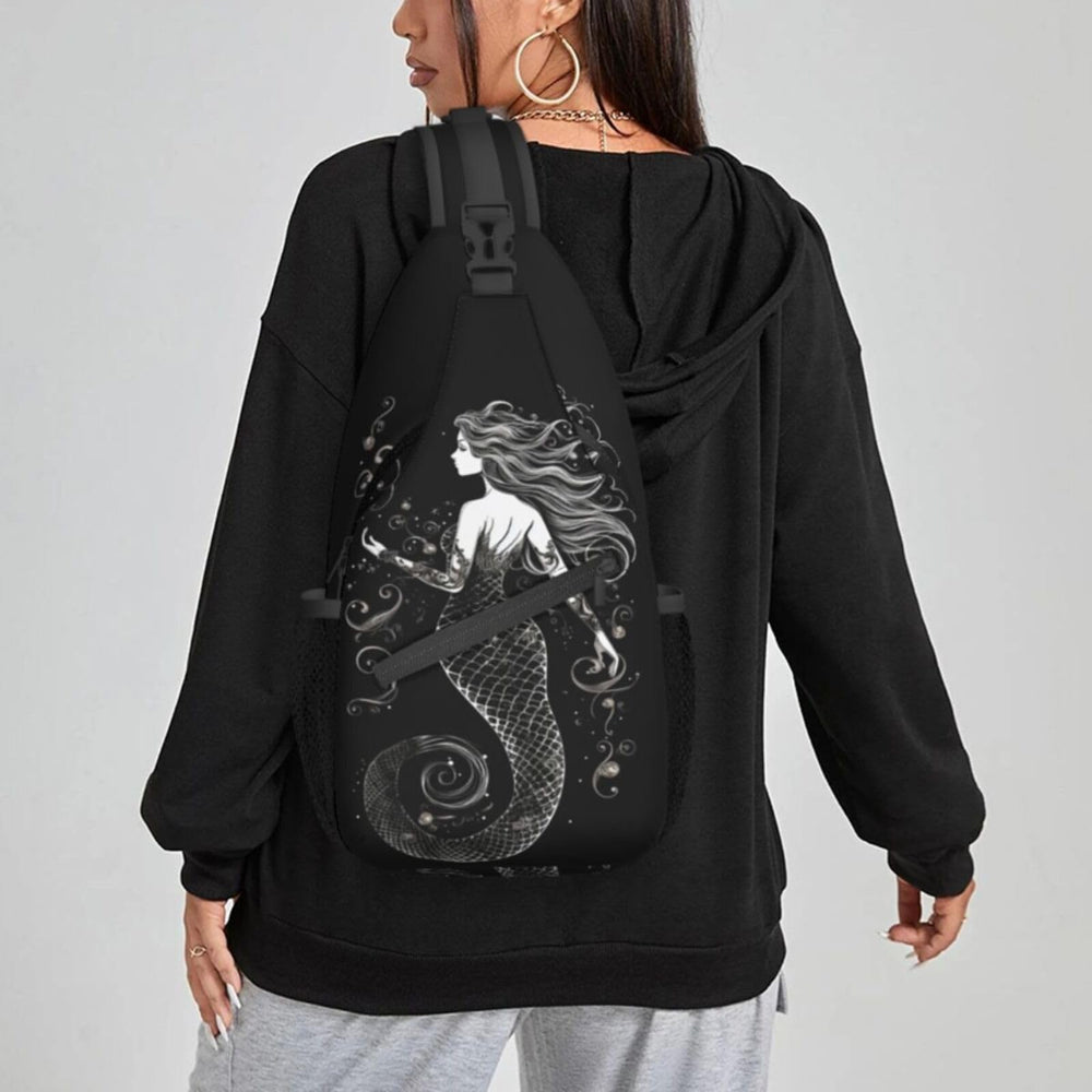 FeHuew Mermaid bag, padded back panel for comfortable all-day carry.