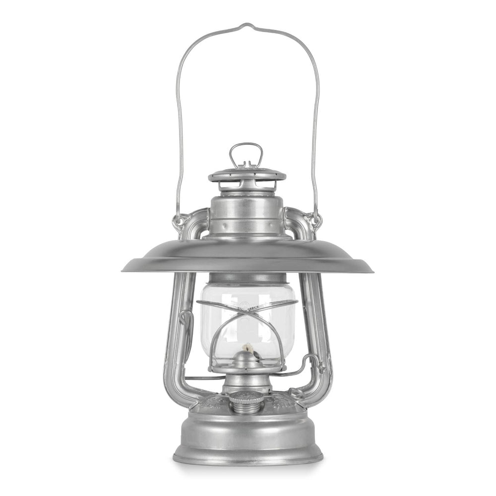 Feuerhand patio lighting accessory boosts outdoor lighting control for evenings.