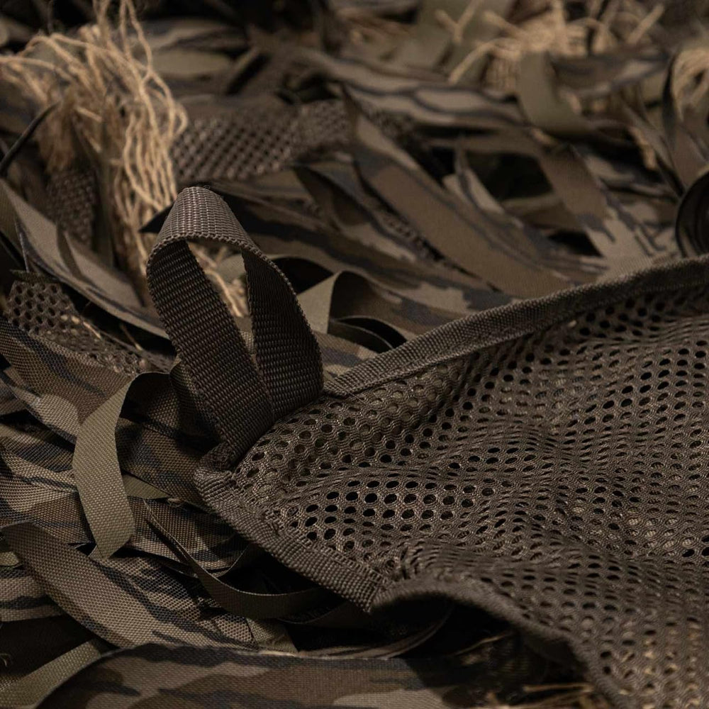 Final Approach Layout Ghillie Blanket mesh base detail emphasizes durability and breathability.