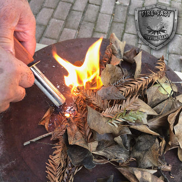 Fire-Fast Trekker hardwood handle provides a secure grip in cold, wet weather.