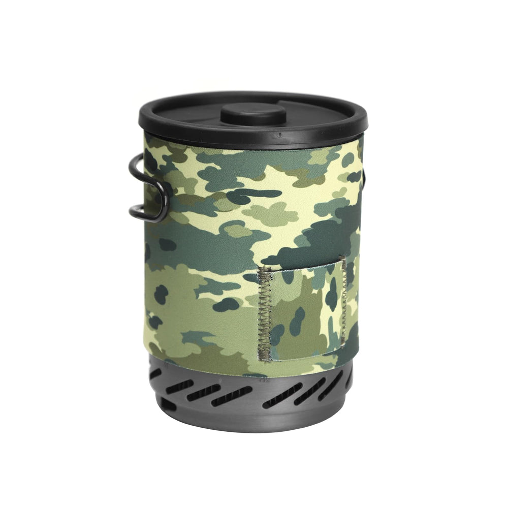 Fire-Maple Fixed Star 1 neoprene cover protects hands and gear outdoors.